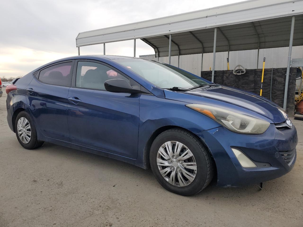 2016 Hyundai Elantra - Image 4