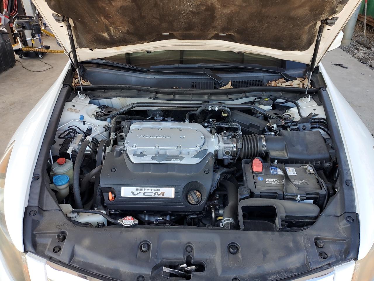 2011 Honda Accord - Image 11