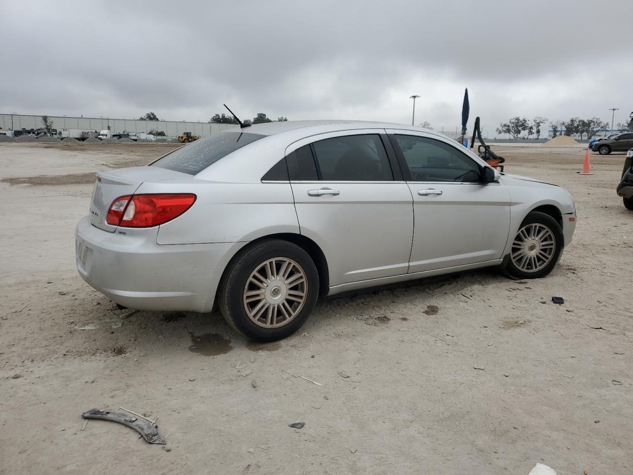 2008 Chrysler Sebring - Image 3