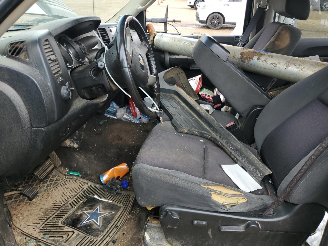 2009 Chevrolet Silverado - Image 7