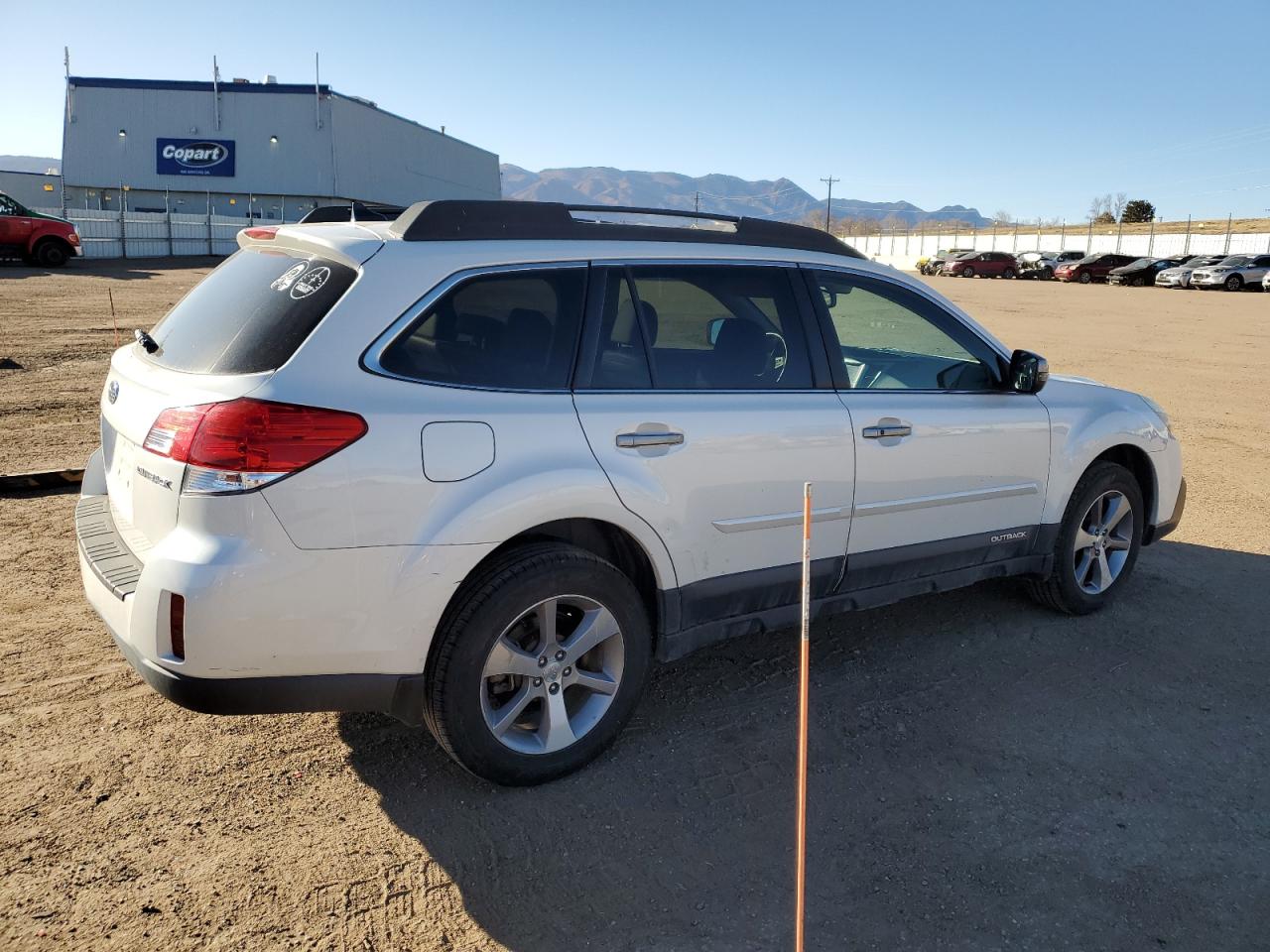 2014 Subaru Outback - Image 3