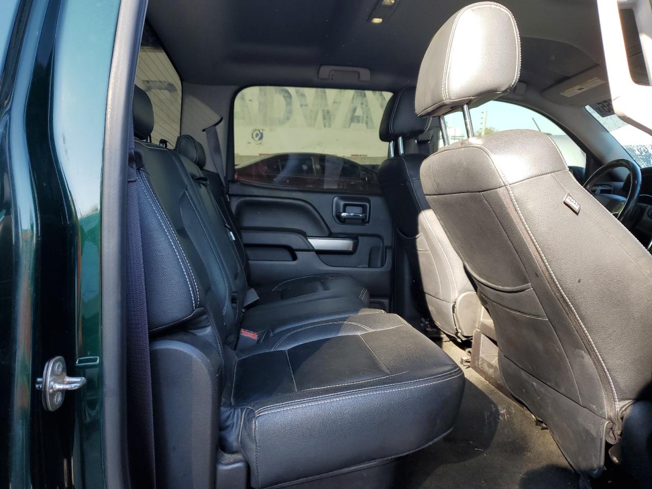2015 Chevrolet Silverado - Image 10