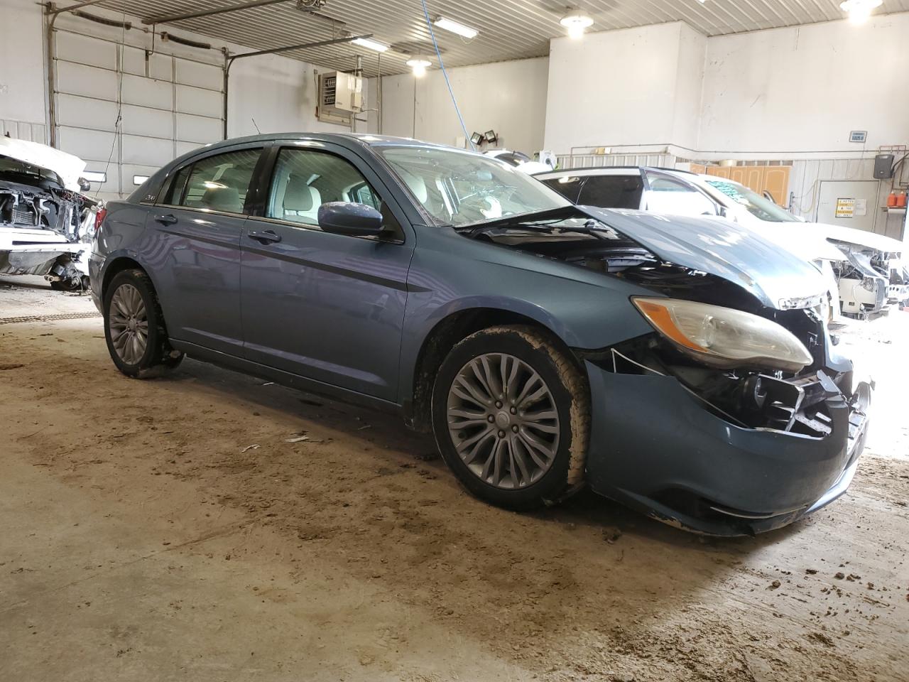 2011 Chrysler 200 - Image 4
