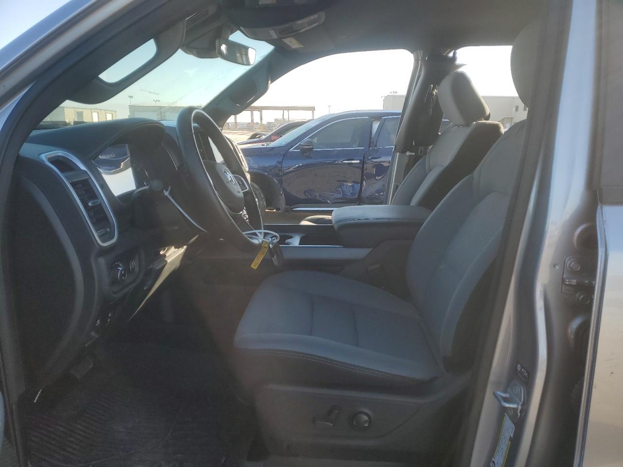 2022 RAM 1500 - Image 7