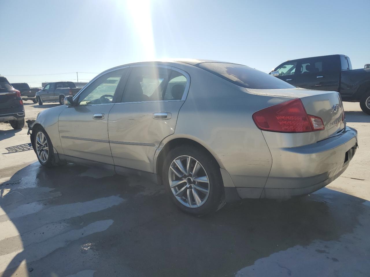 2004 Infiniti G - Image 2