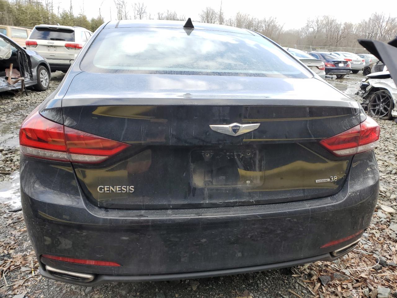 2015 Hyundai Genesis - Image 6