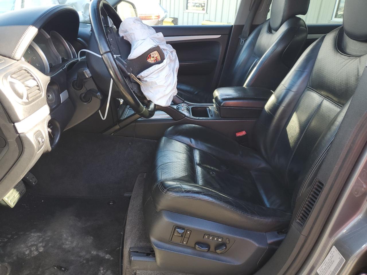 2005 Porsche Cayenne - Image 7
