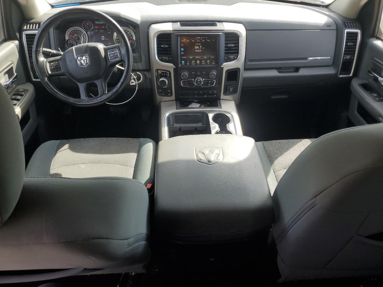 2016 RAM 1500 - Image 8