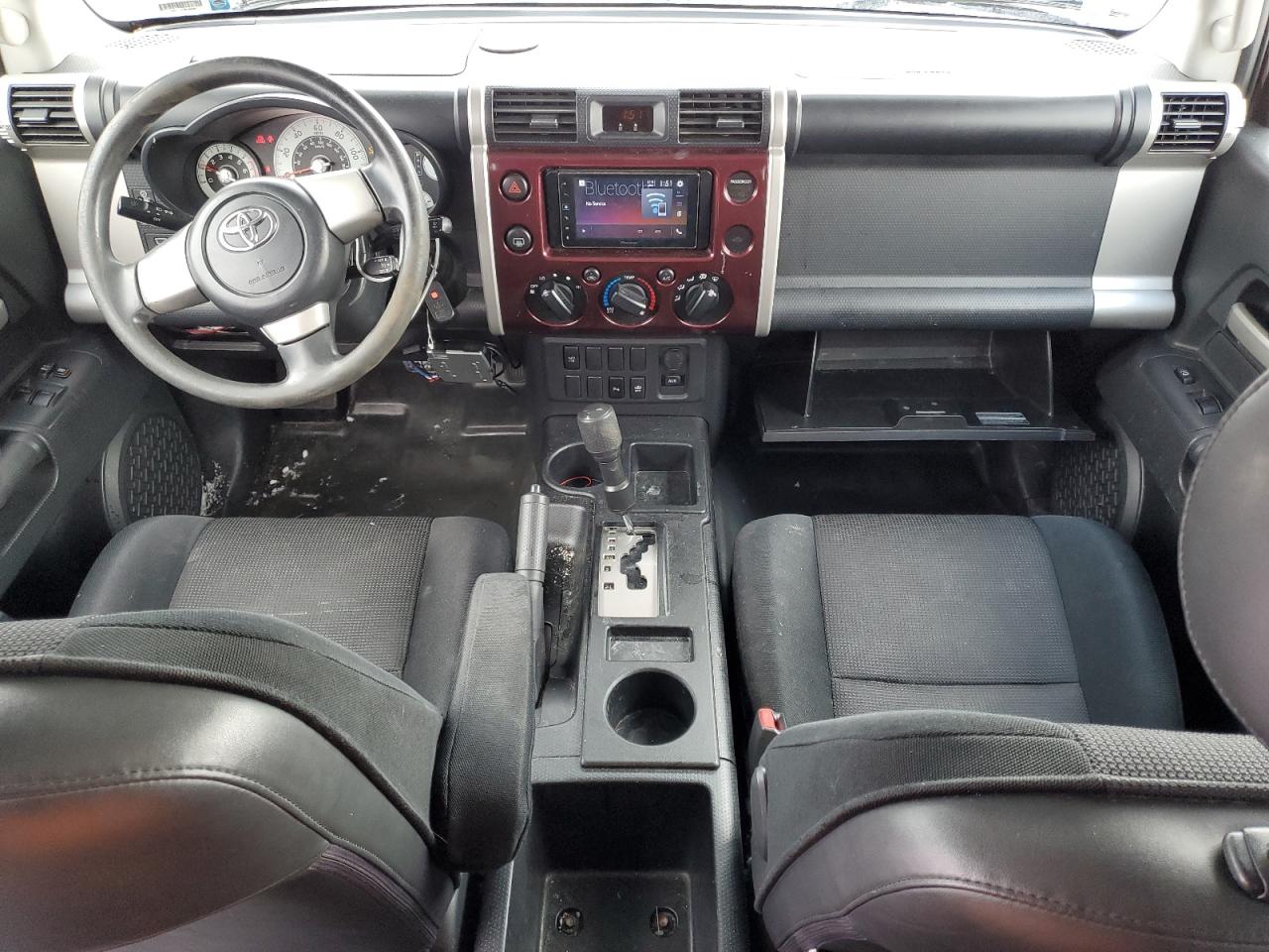 2007 Toyota FJ Cruiser - Image 8