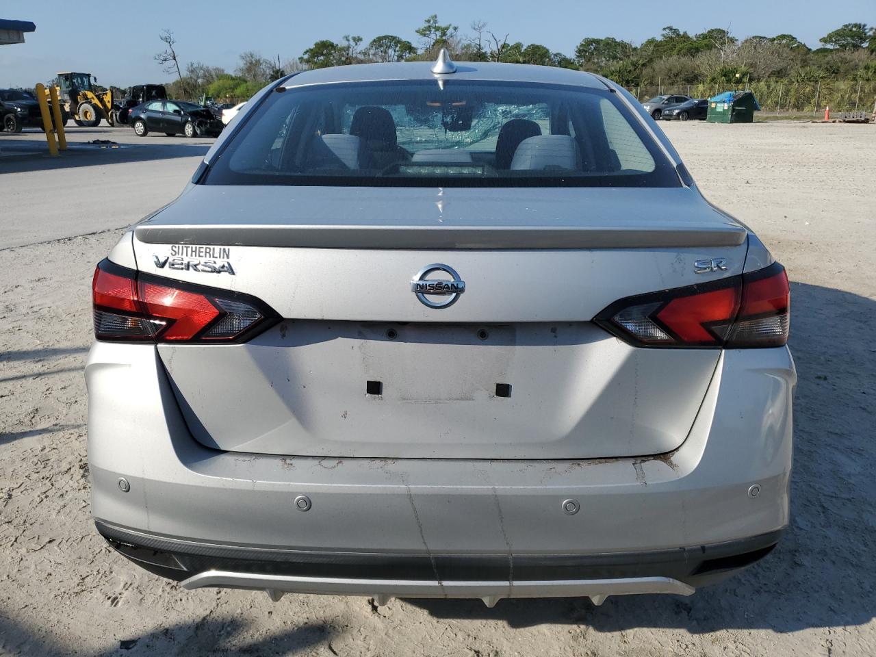 2020 Nissan Versa - Image 6