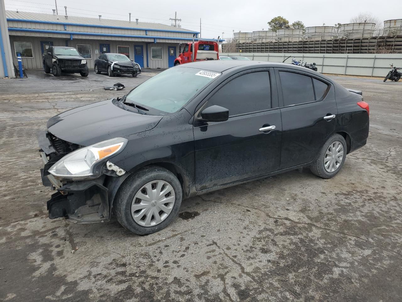 2015 Nissan Versa - Image 1