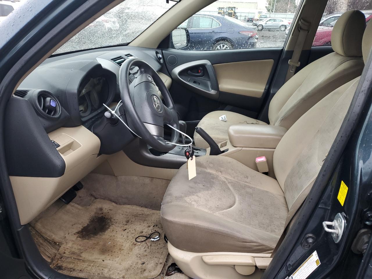 2010 Toyota RAV 4 - Image 7