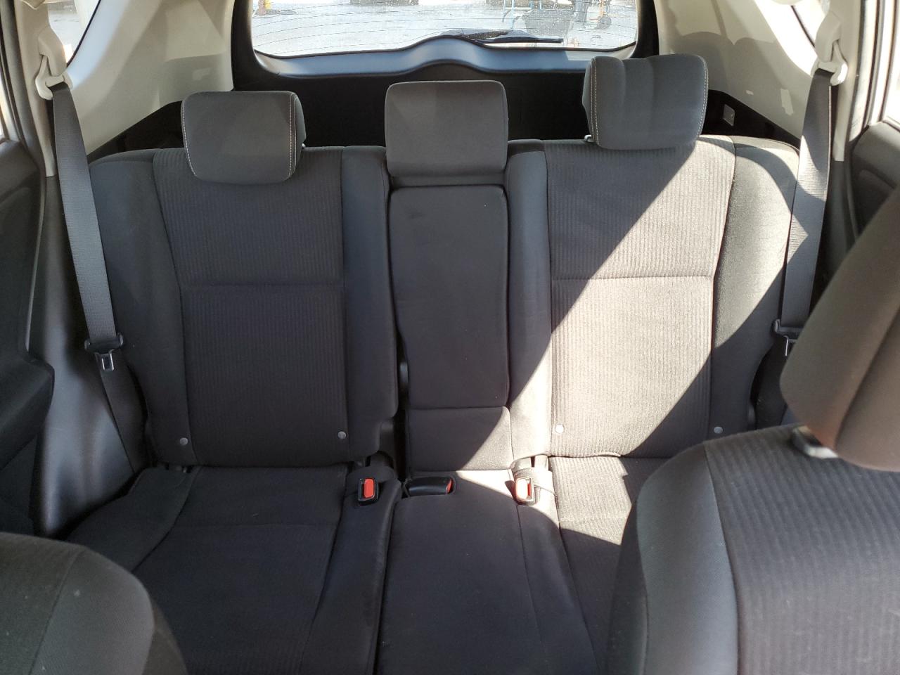 2016 Toyota RAV 4 - Image 10