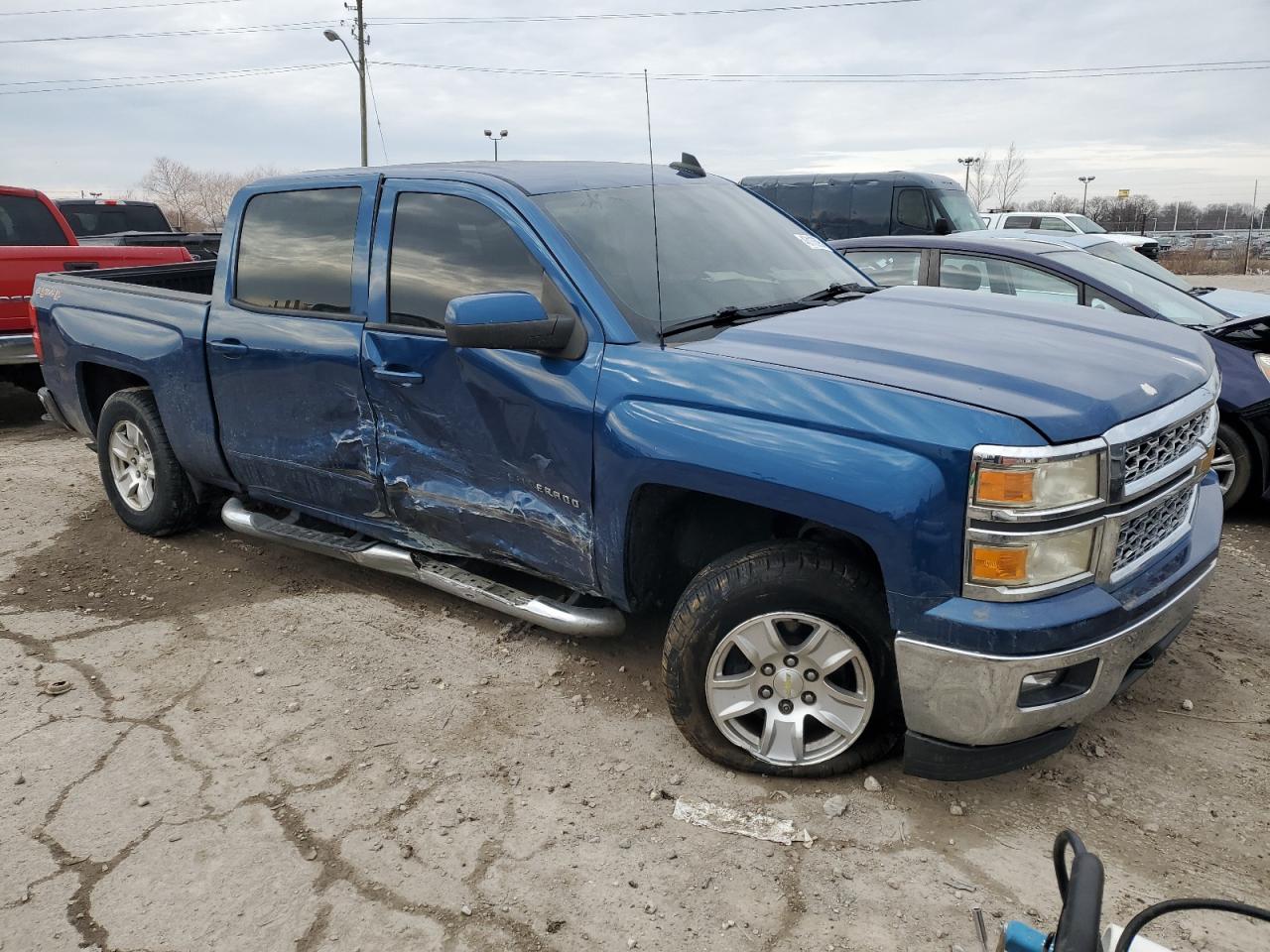2015 Chevrolet Silverado - Image 4