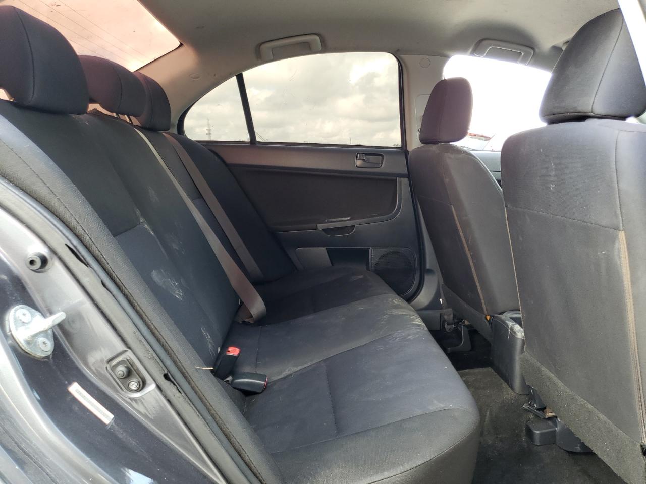2008 Mitsubishi Lancer - Image 10