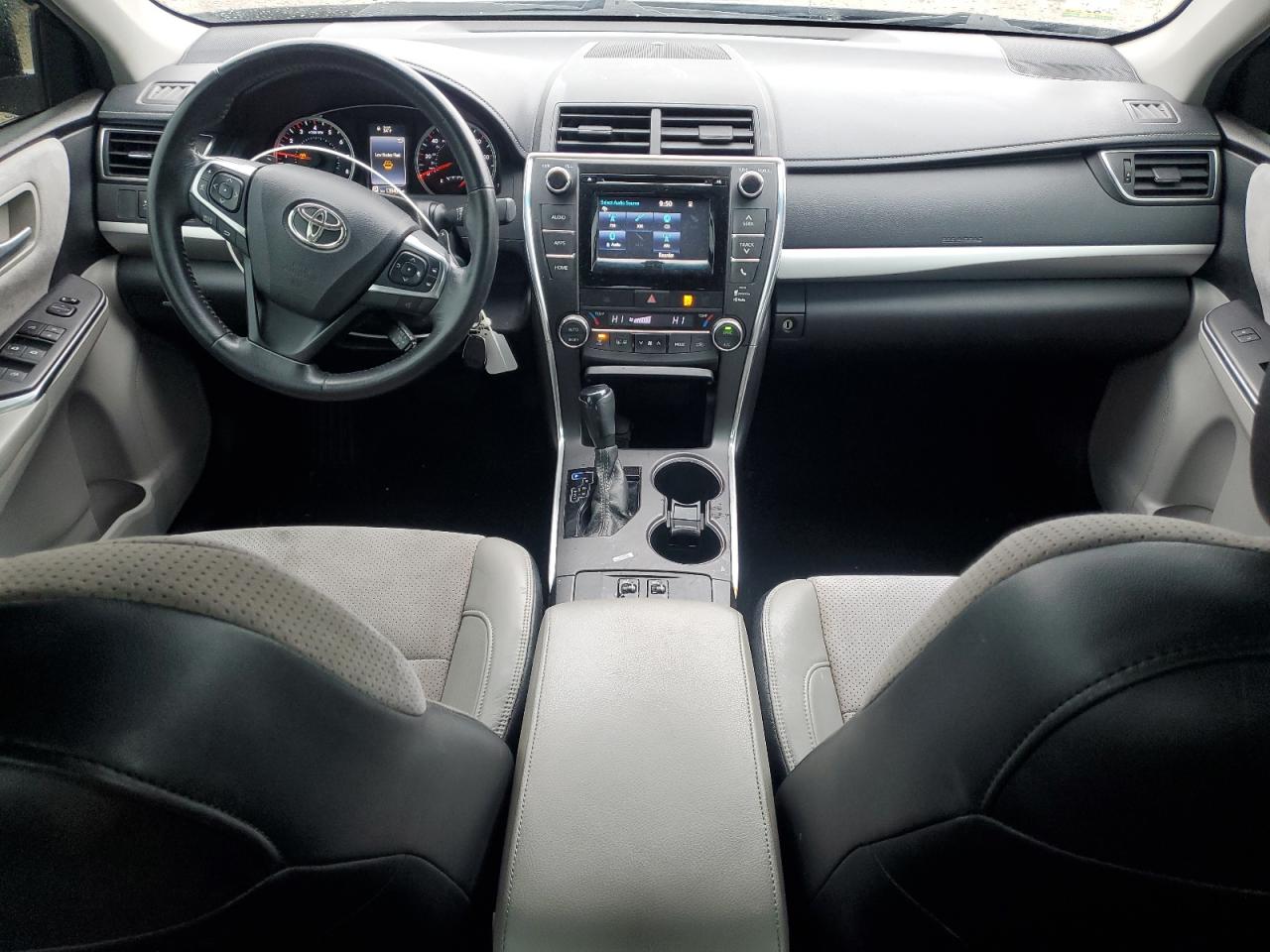 2015 Toyota Camry - Image 8