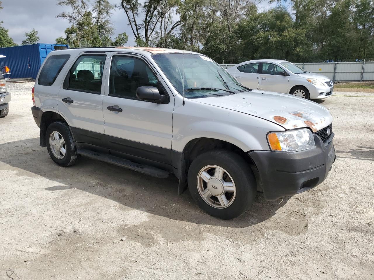 2003 Ford Escape - Image 4