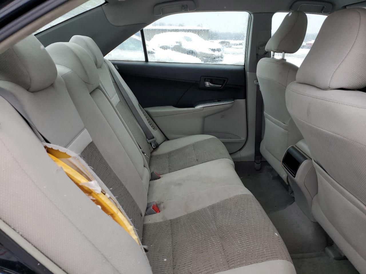 2014 Toyota Camry - Image 10
