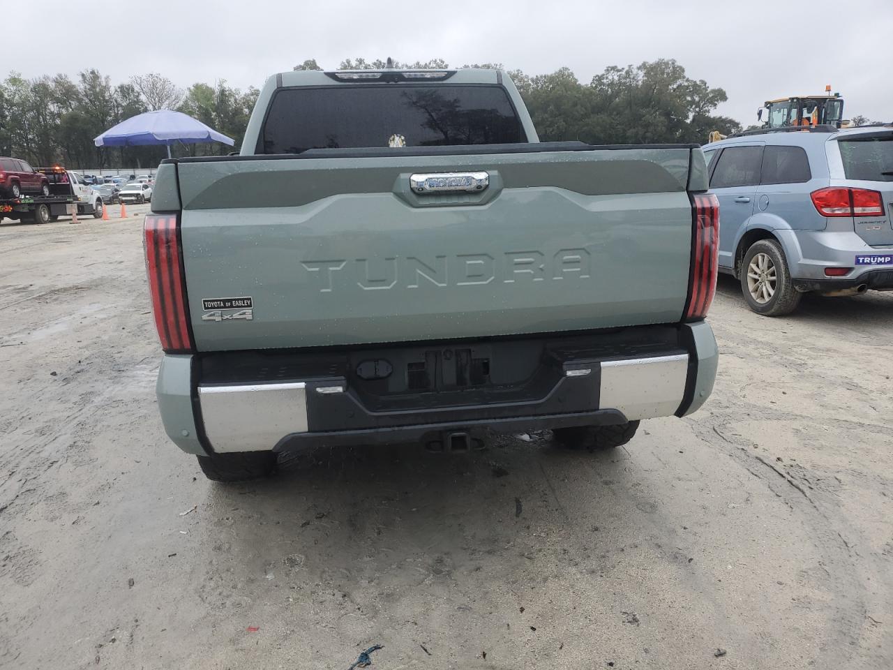 2022 Toyota Tundra - Image 6