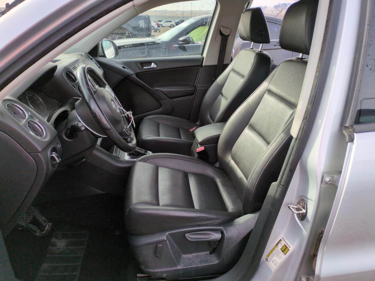2015 Volkswagen Tiguan - Image 7