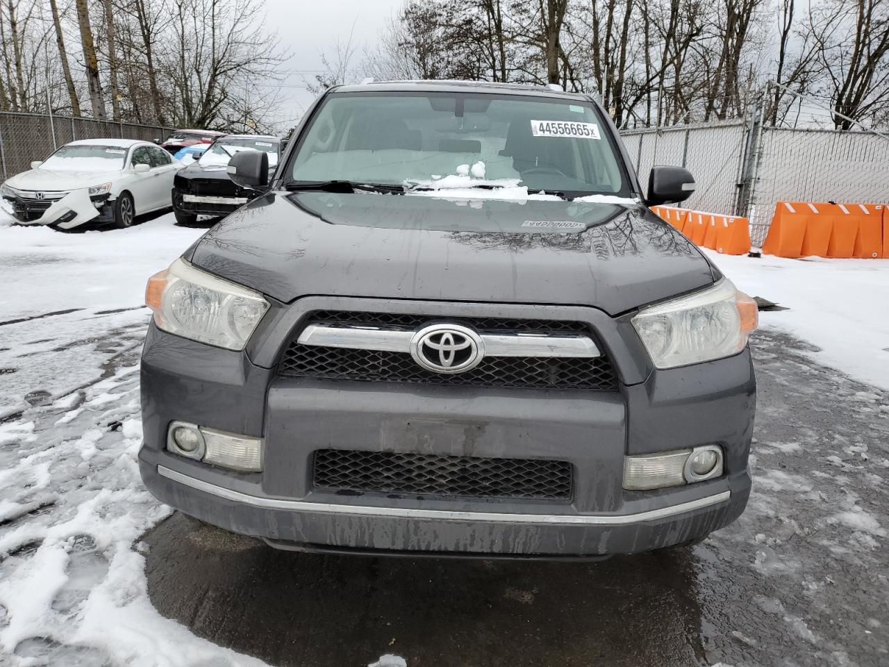2010 Toyota 4Runner - Image 5