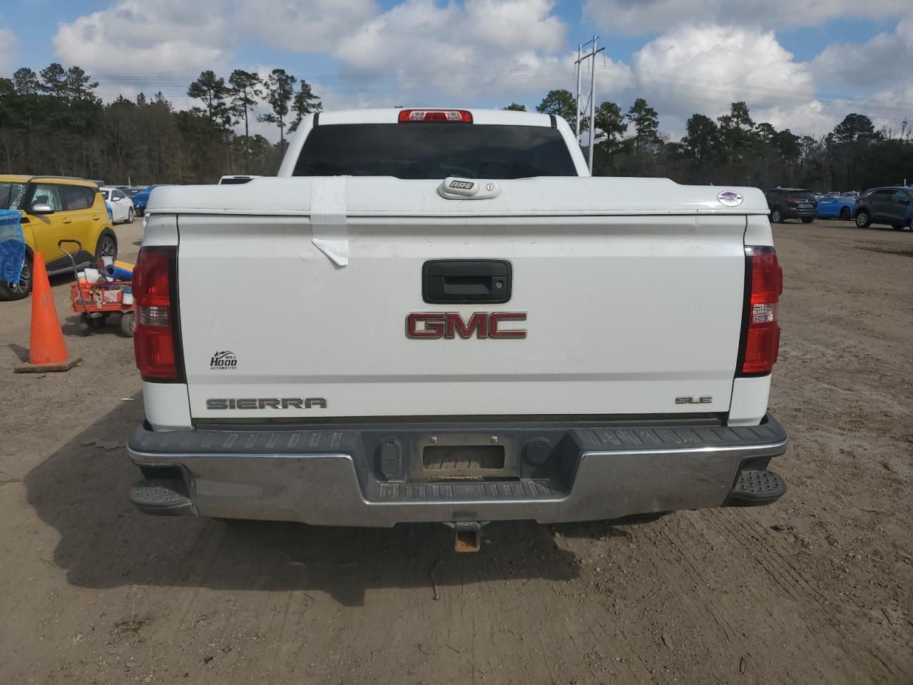 2015 GMC Sierra - Image 6