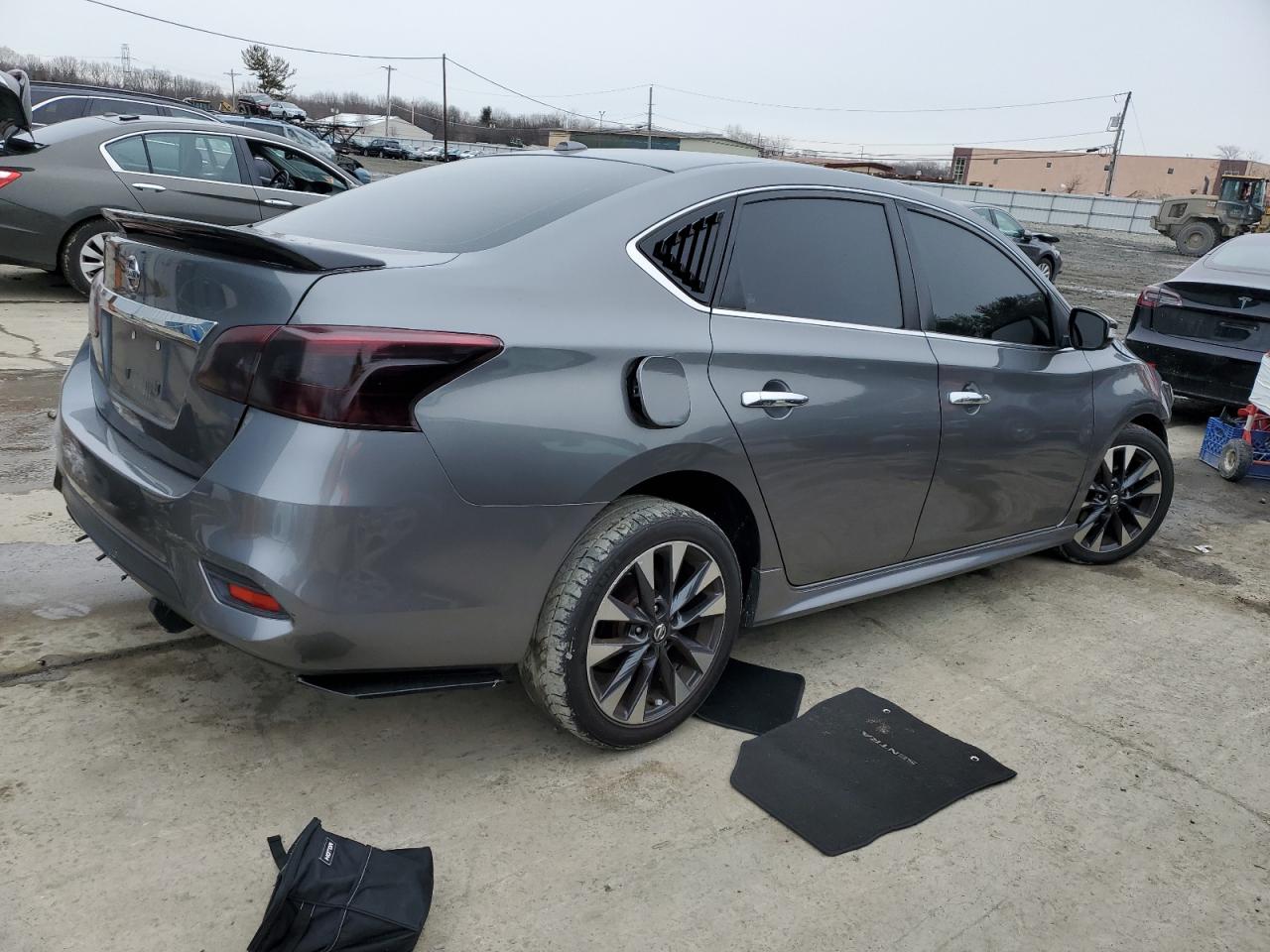 2017 Nissan Sentra - Image 4