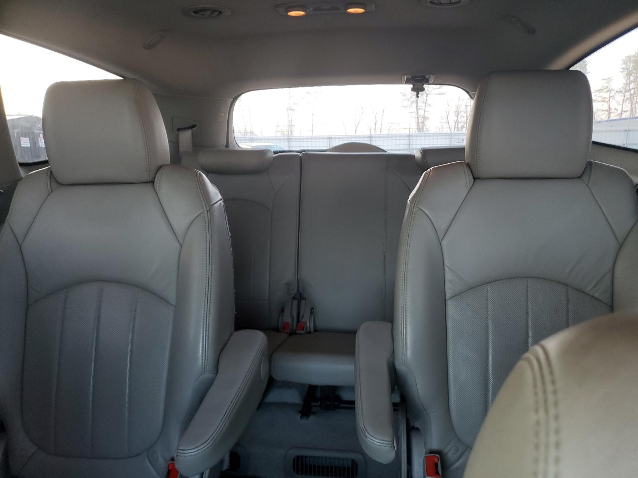 2012 Buick Enclave - Image 10