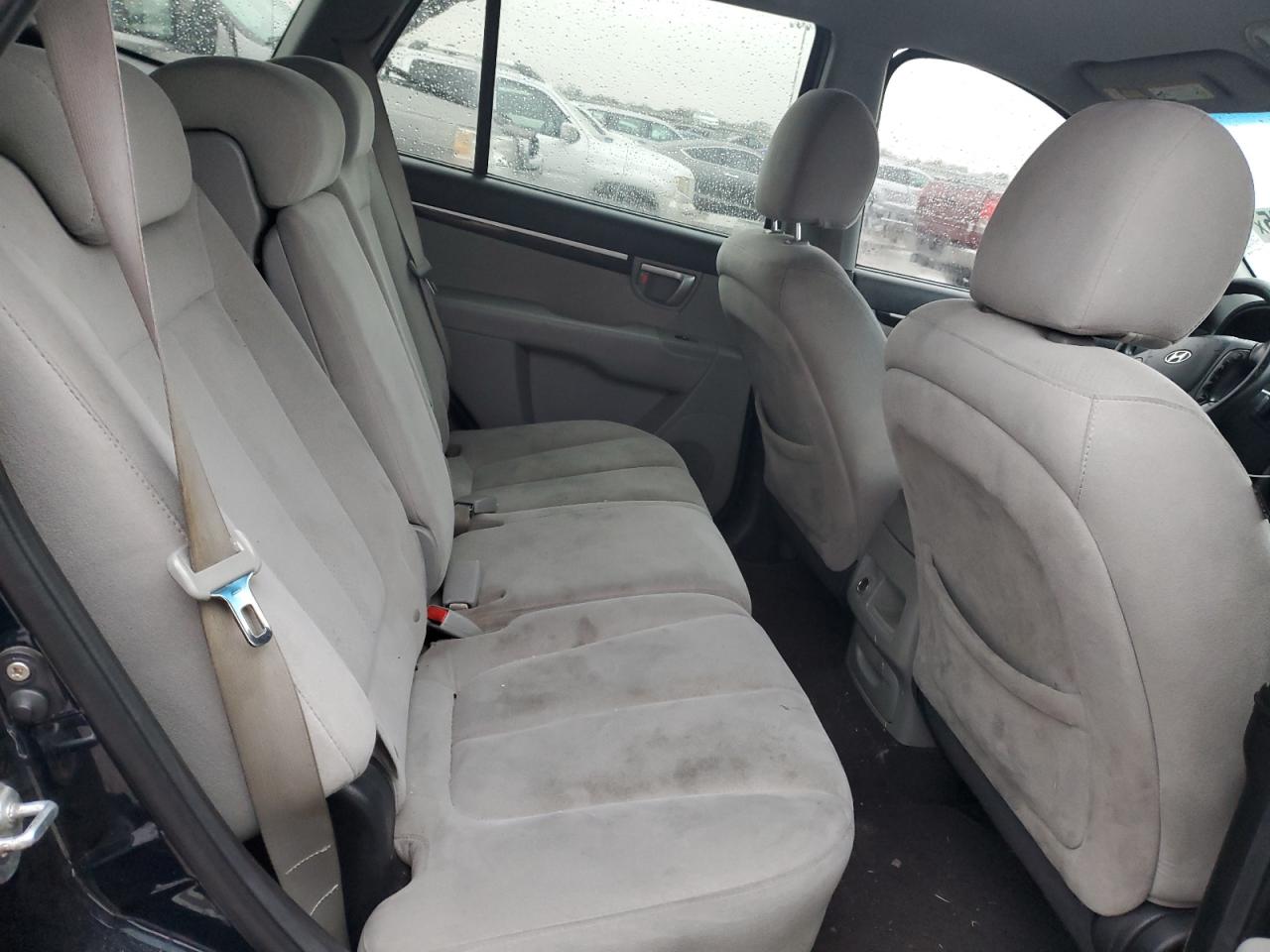2009 Hyundai Santa Fe - Image 11