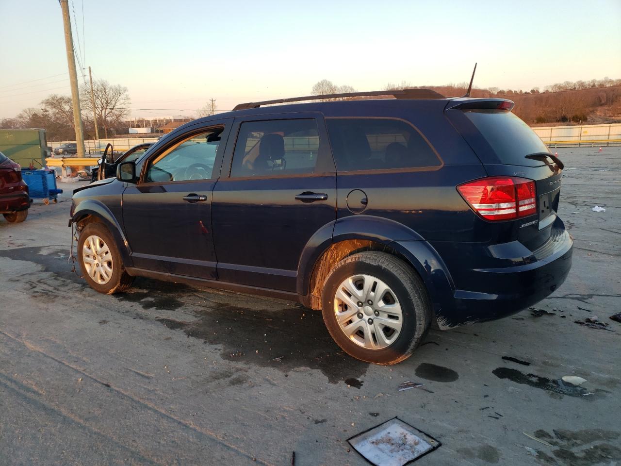 2018 Dodge Journey - Image 2