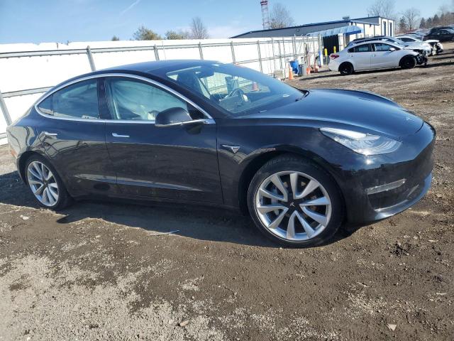  TESLA MODEL 3 2020 Czarny