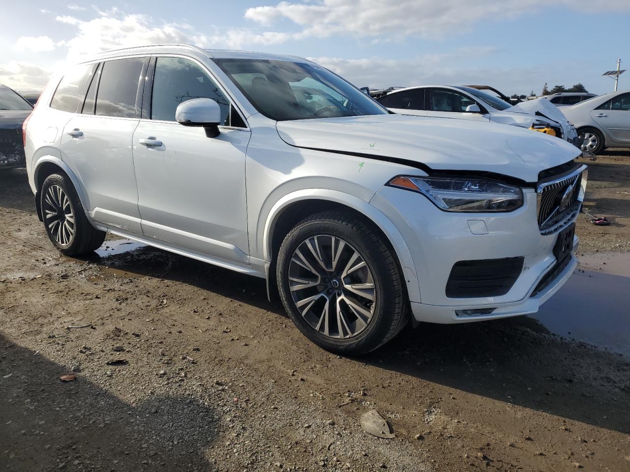 2020 Volvo XC90 - Image 4