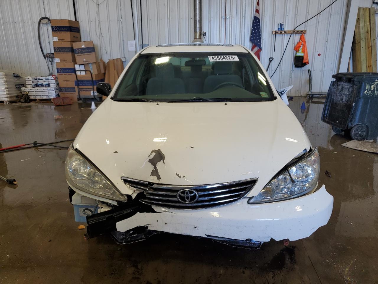 2005 Toyota Camry - Image 5