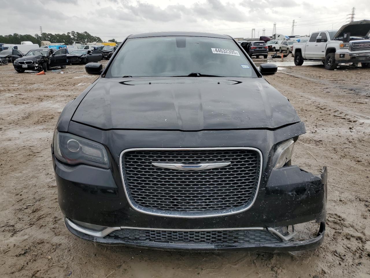 2018 Chrysler 300 - Image 5