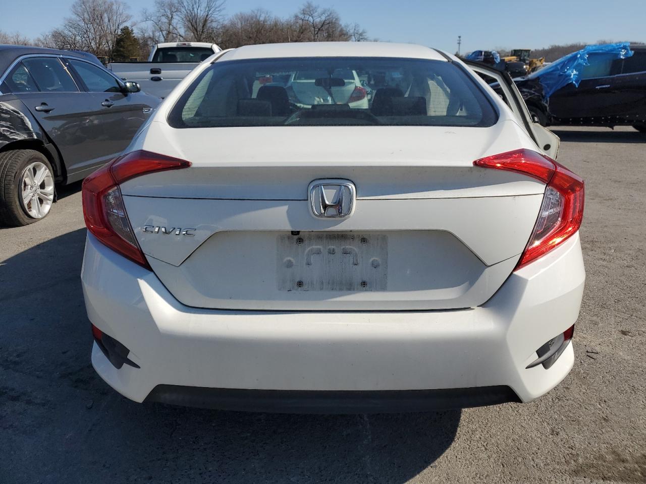 2016 Honda Civic - Image 6
