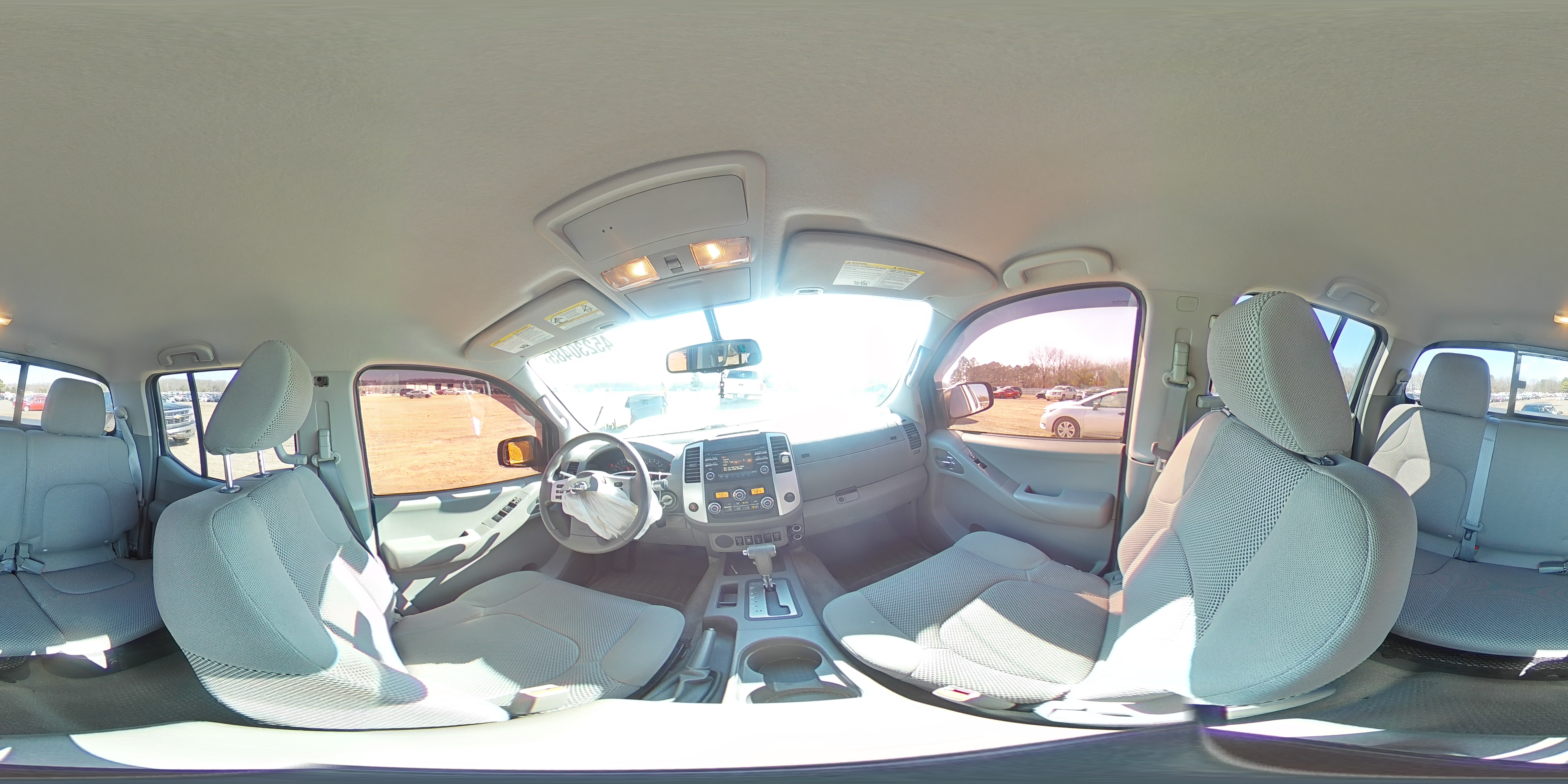 2014 Nissan Navara (Frontier) - Image 13