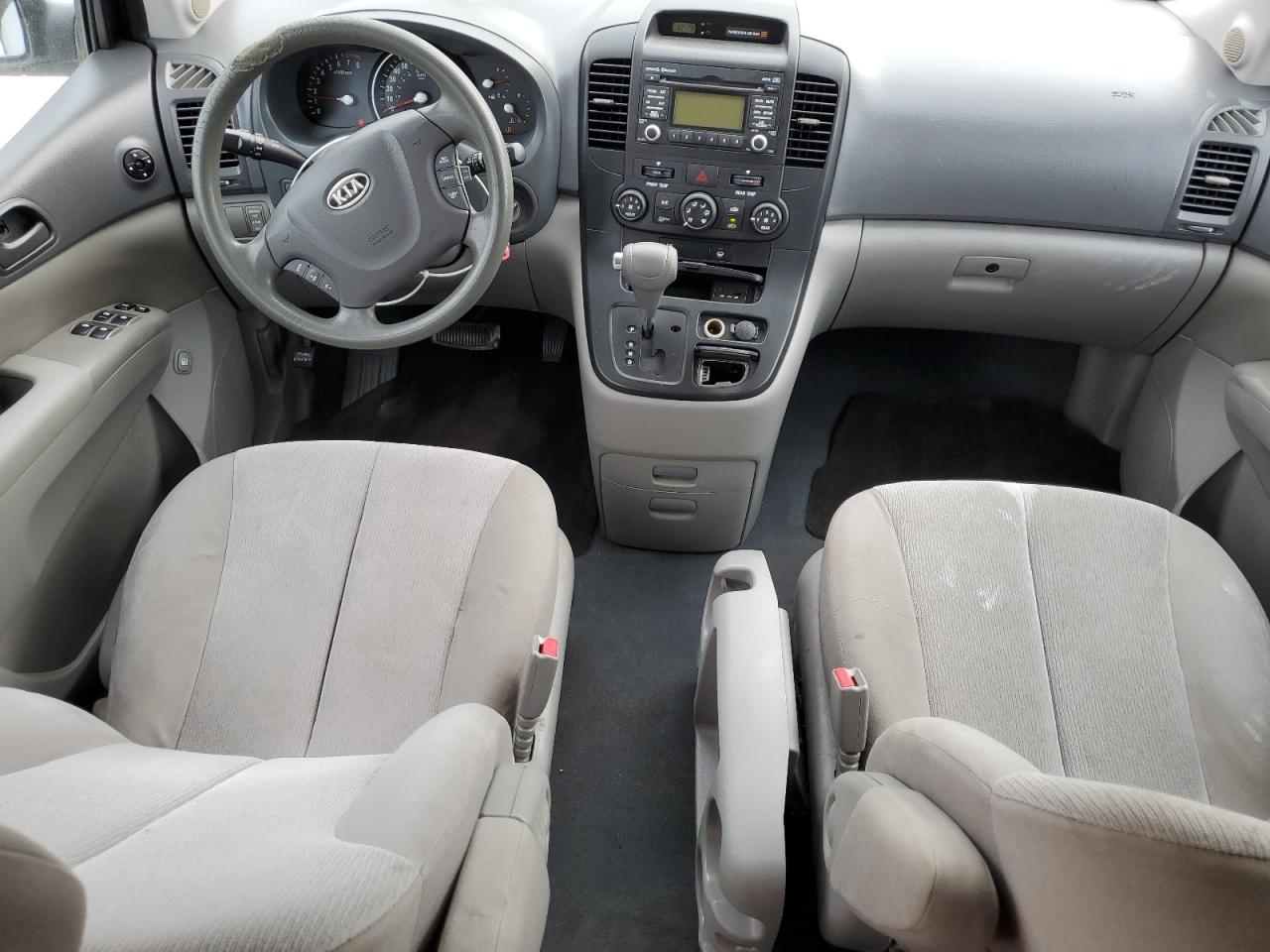 2011 Kia Sedona - Image 8