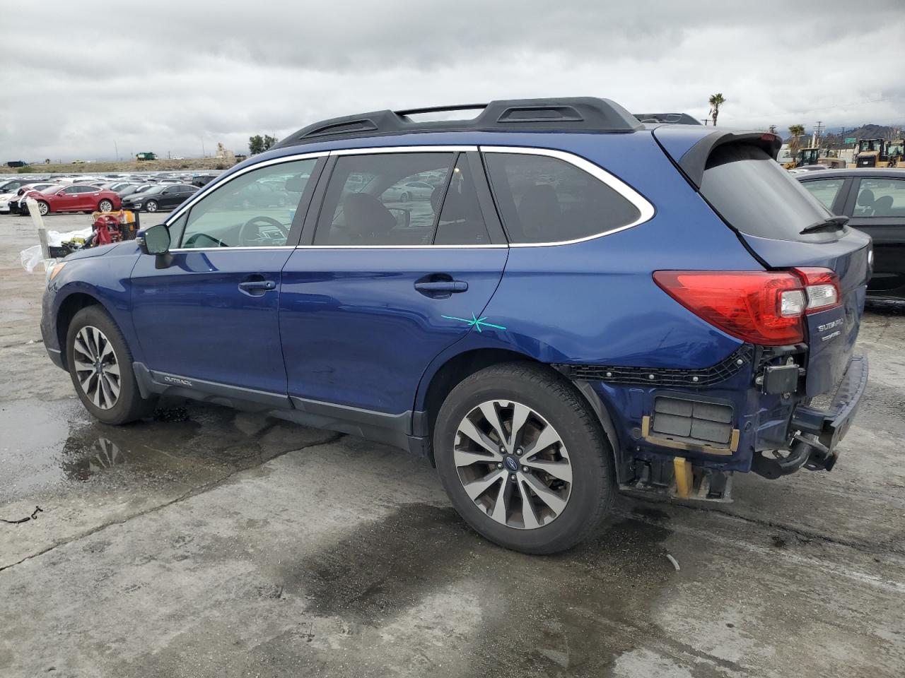 2015 Subaru Outback - Image 2