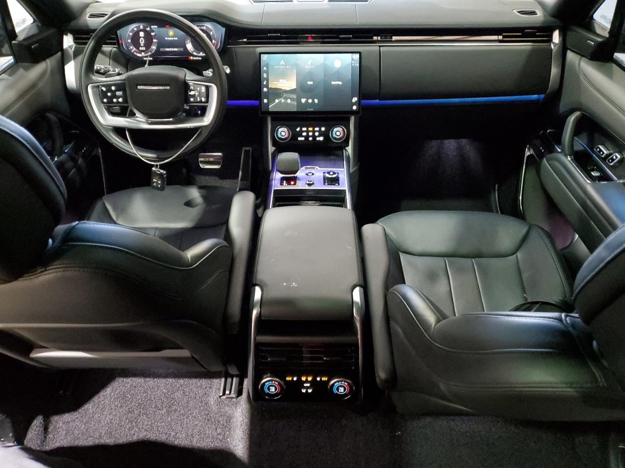 2023 Land Rover Range Rover - Image 8
