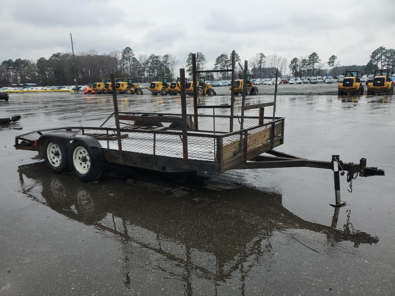 2001 Utility Trailer zu verkaufen in Dunn, NC - All Over