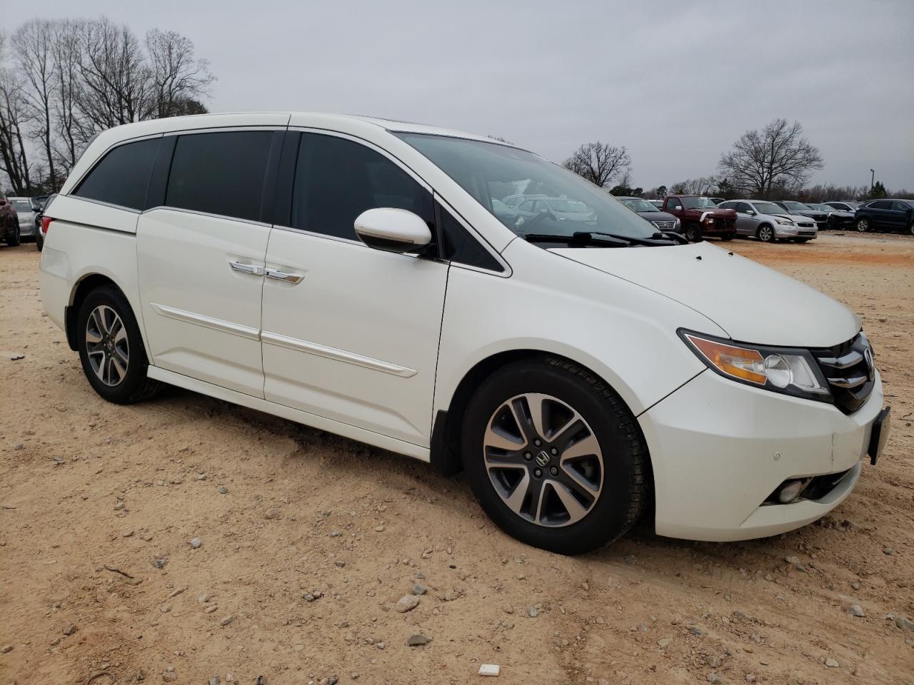 2016 Honda Odyssey - Image 4