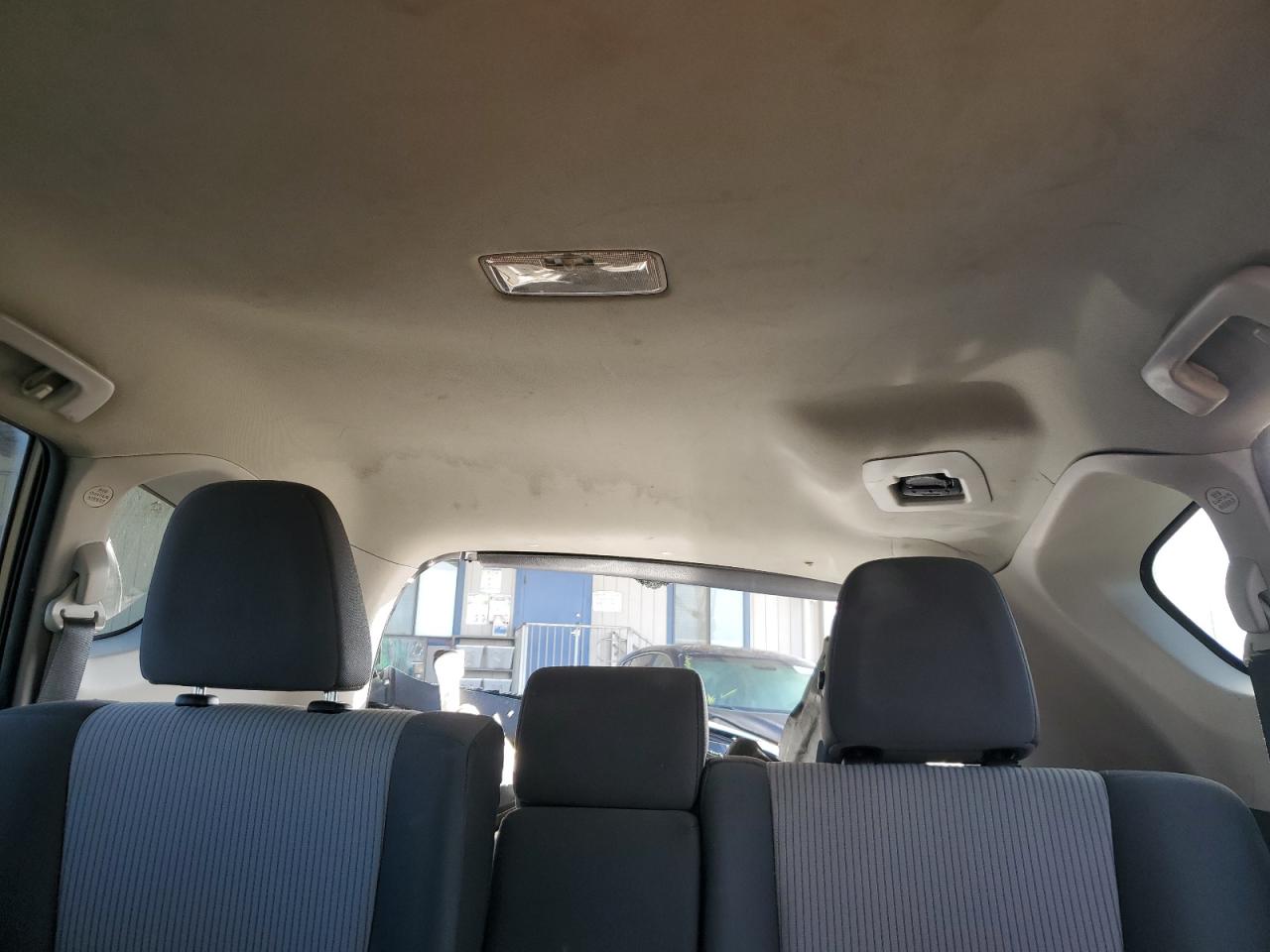 2015 Toyota RAV 4 - Image 10