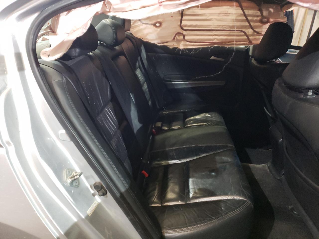 2009 Honda Accord - Image 10