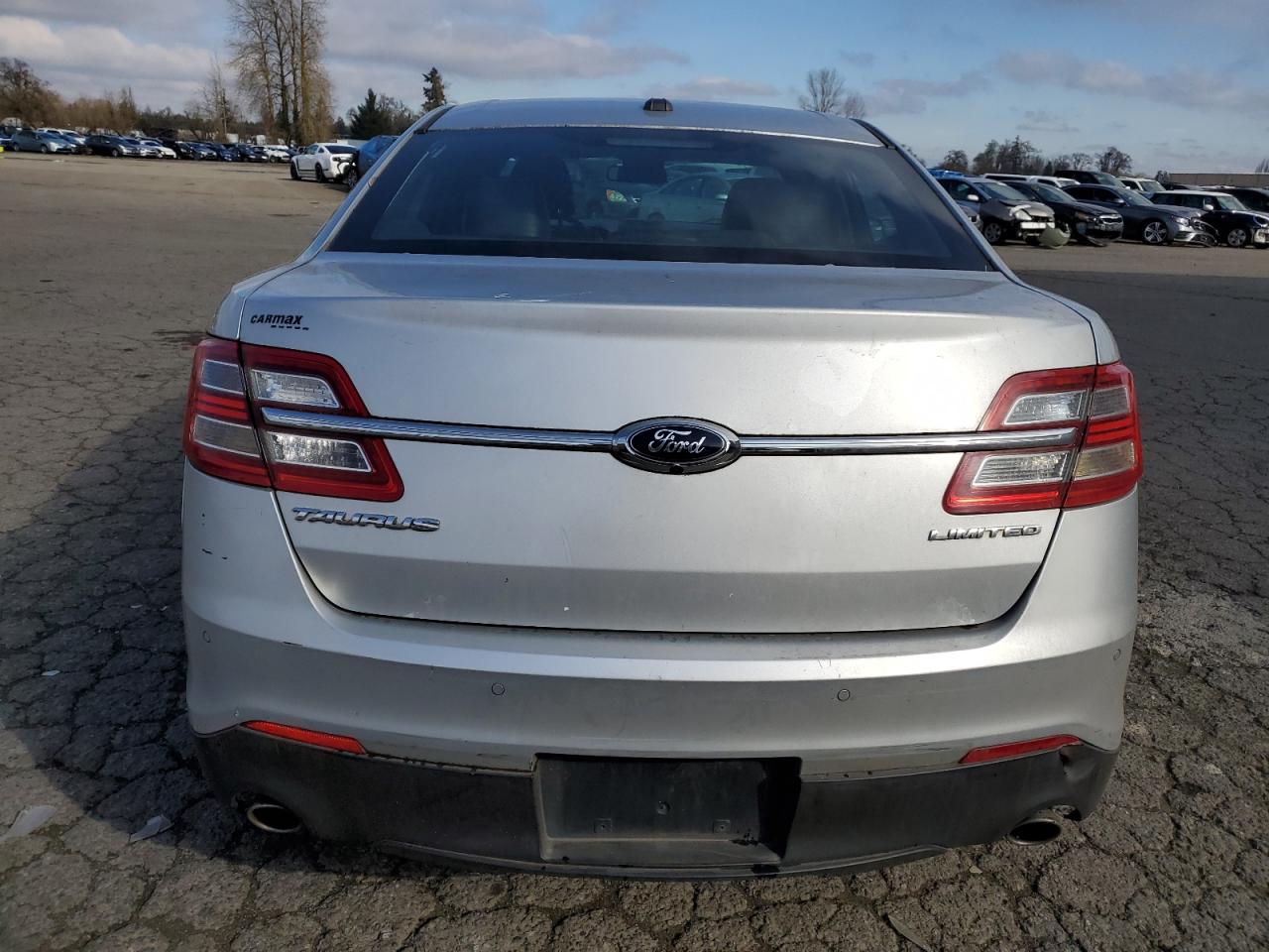 2014 Ford Taurus - Image 6