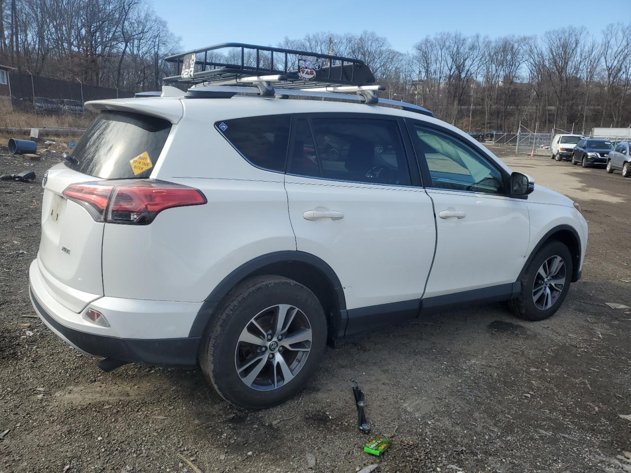 2016 Toyota RAV 4 - Image 3