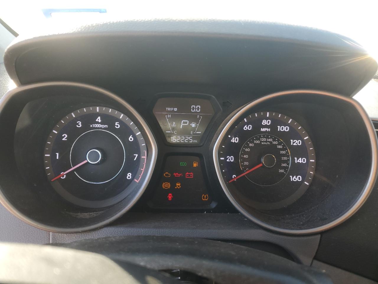 2016 Hyundai Elantra - Image 9