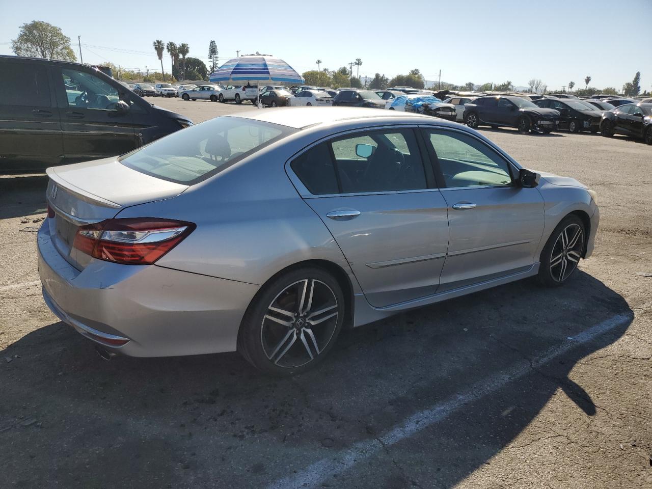2016 Honda Accord - Image 3