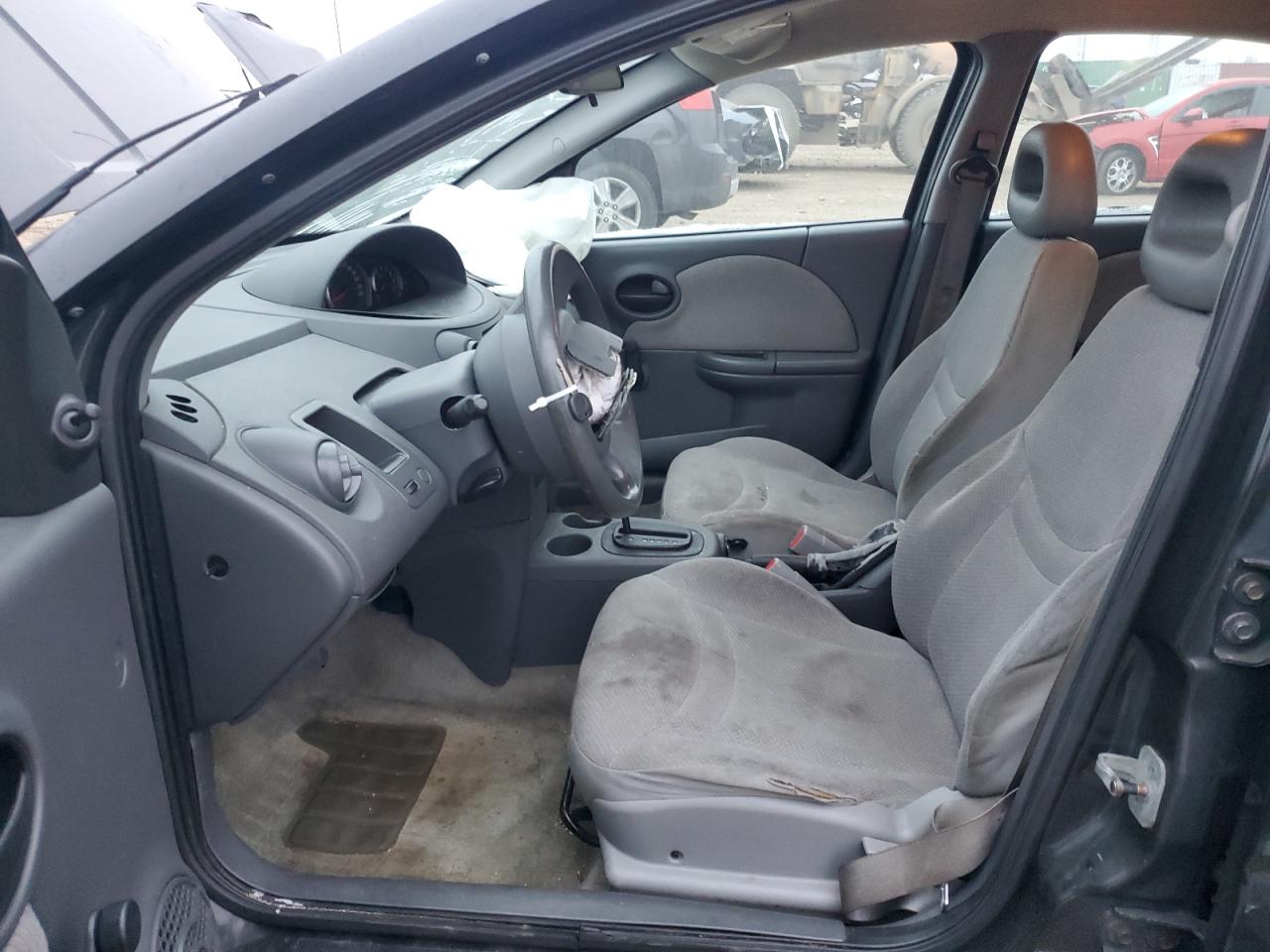 2004 Saturn ION - Image 7