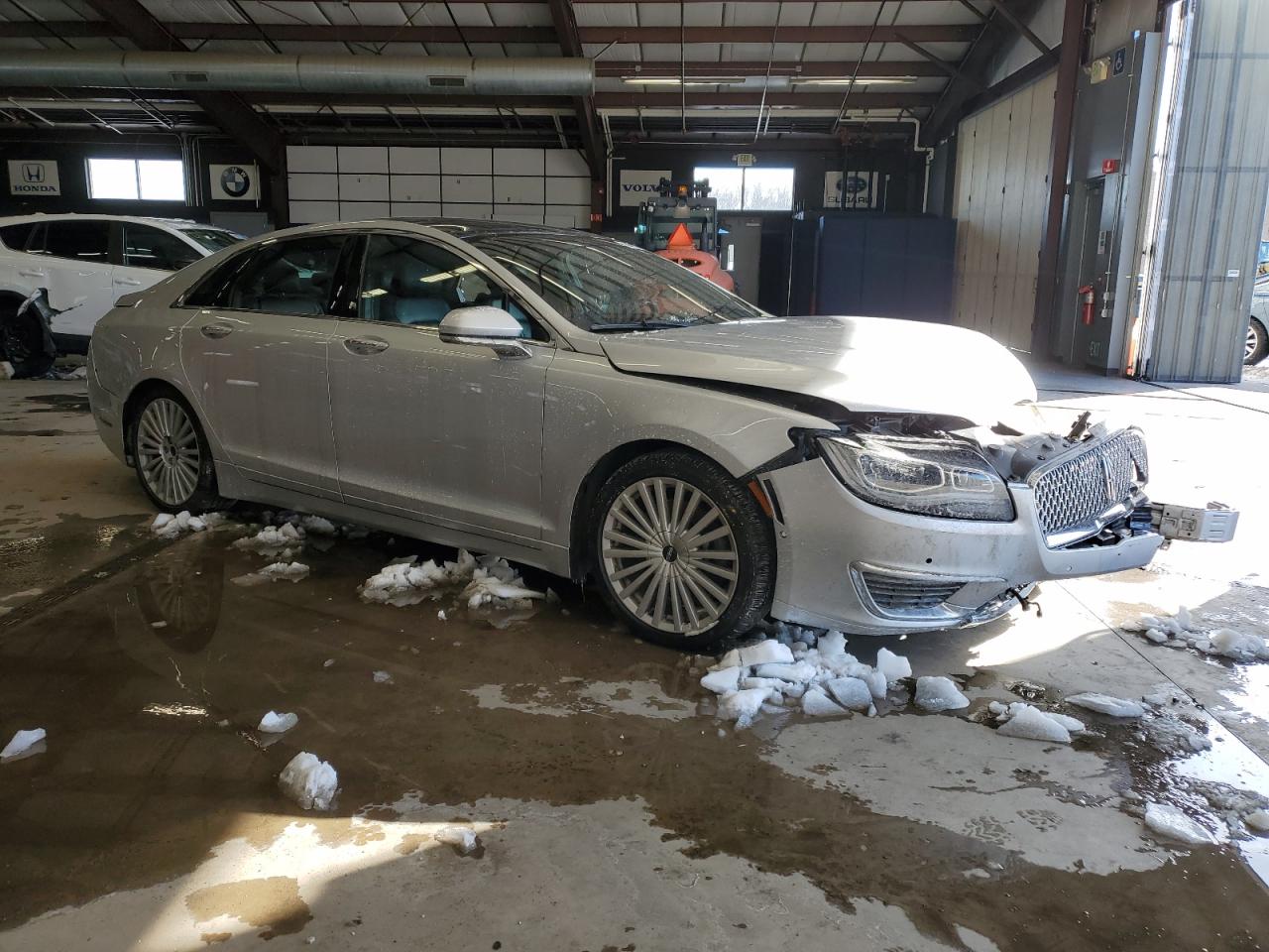 2017 Lincoln MKZ - Image 4