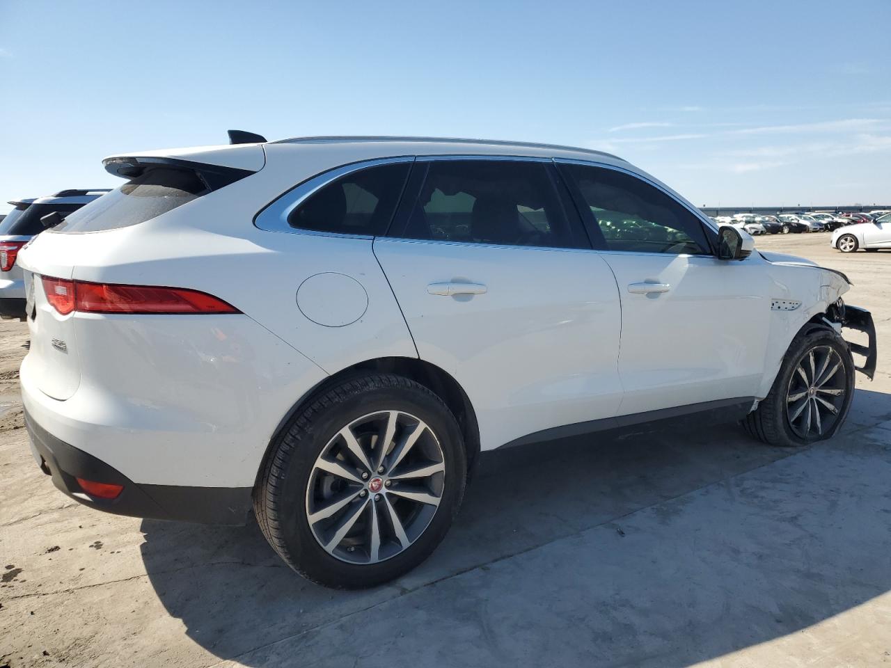 2020 Jaguar F-Pace - Image 3